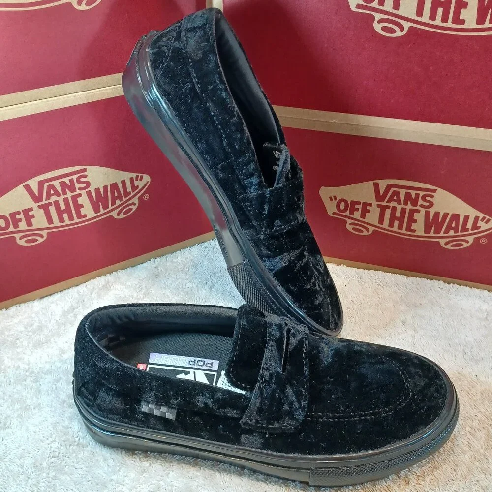 Vans Men's 4/Women's 5.5 Style 53 Slip On Black Velvet VN0A5HEL5AA
